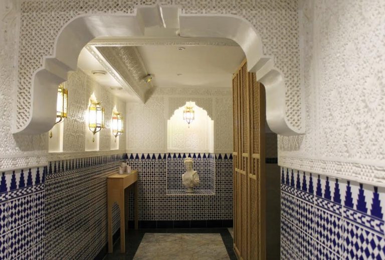 Les Vapeurs d’Orient, un nouveau hammam/sauna à Paris - QWEEK Le mag gay